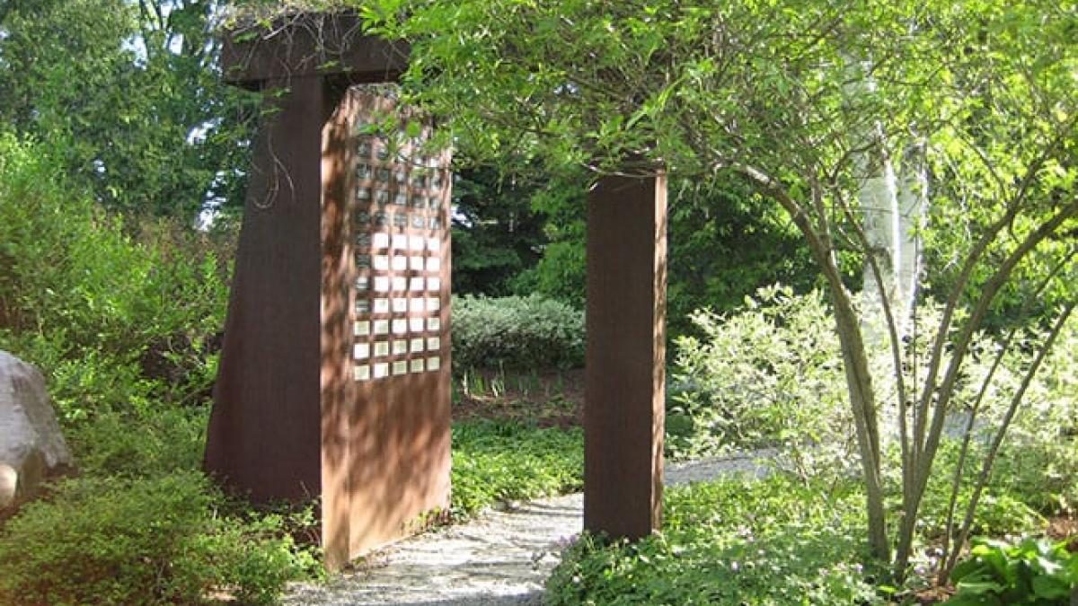 CommemorativeProgram Arboretum