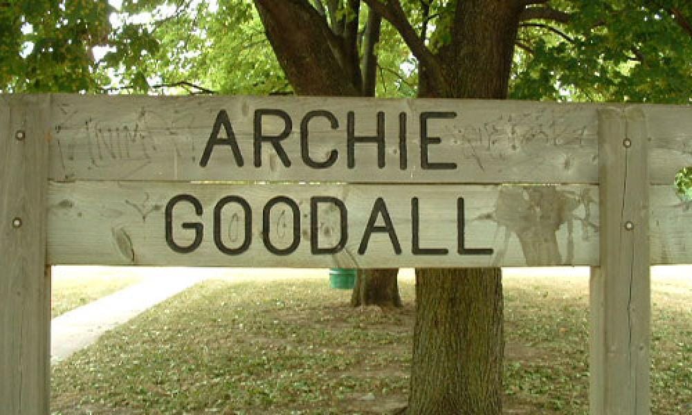 Archie Goodall Park sign